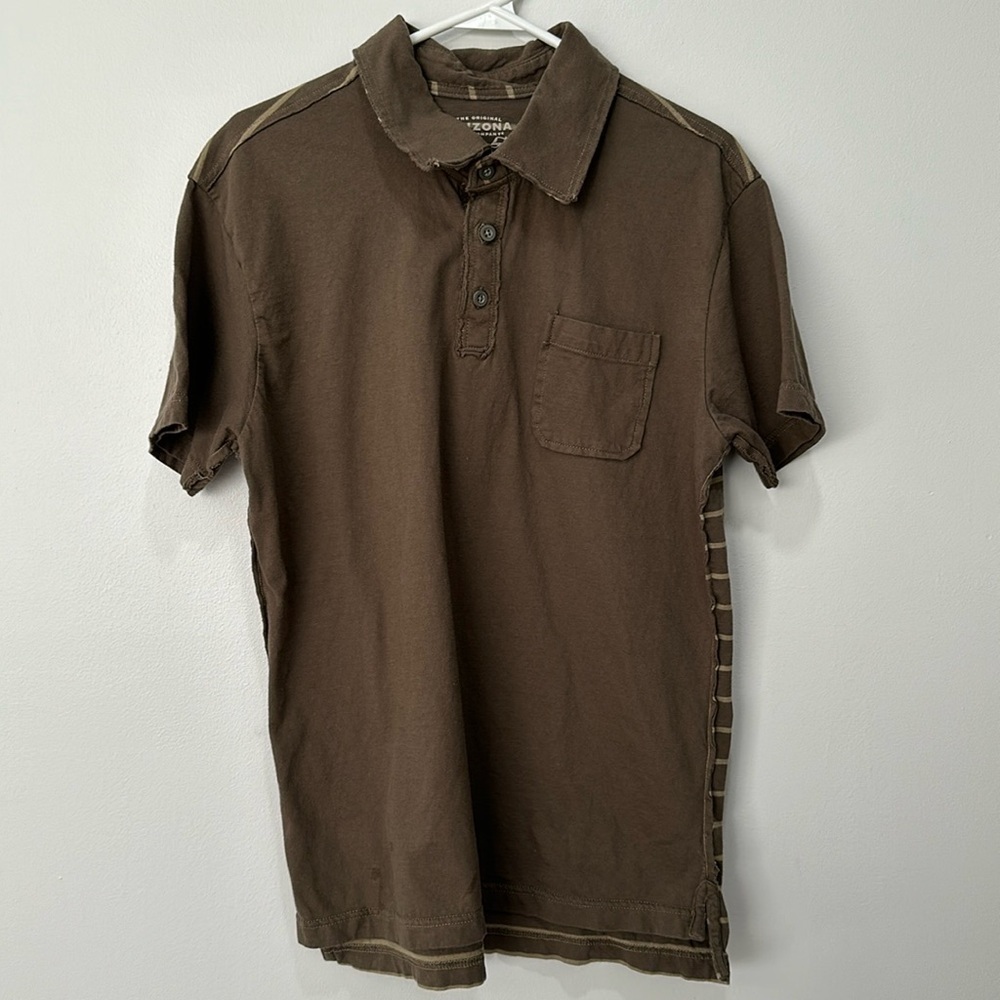 Men’s button down t-shirt